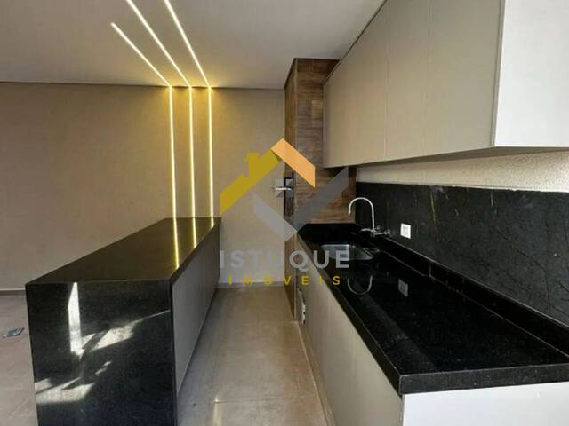 #25 - Casa para Venda em São José do Rio Preto - SP