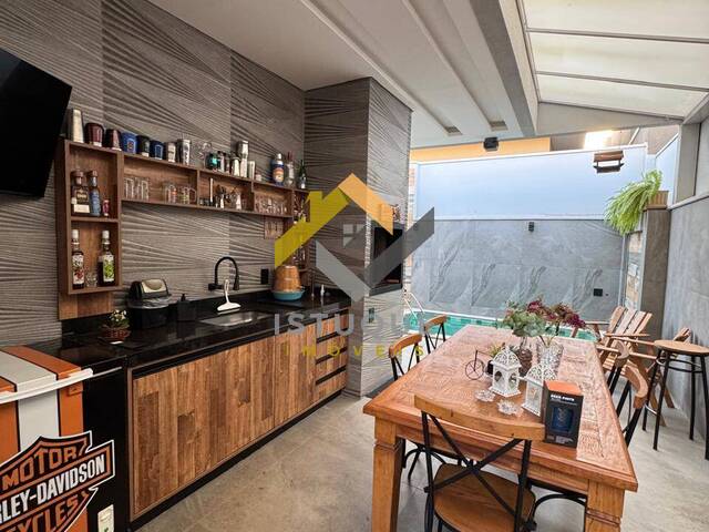 #27 - Casa para Venda em São José do Rio Preto - SP