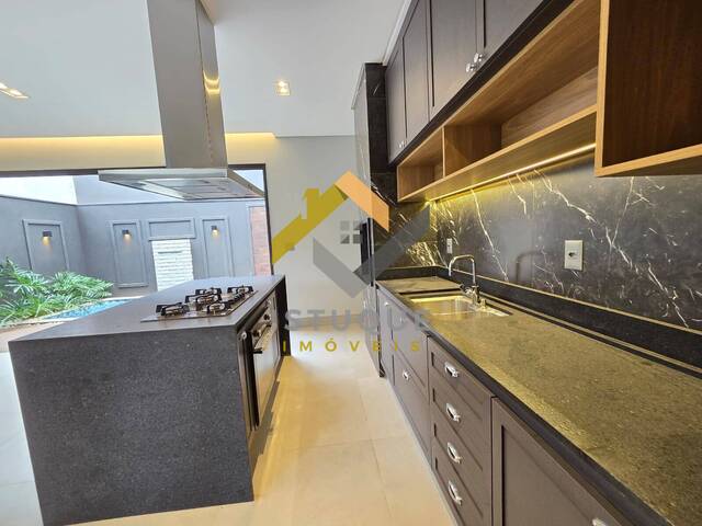 Casa para Venda em São José do Rio Preto - 2