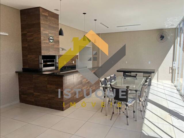 #113 - Casa para Venda em São José do Rio Preto - SP