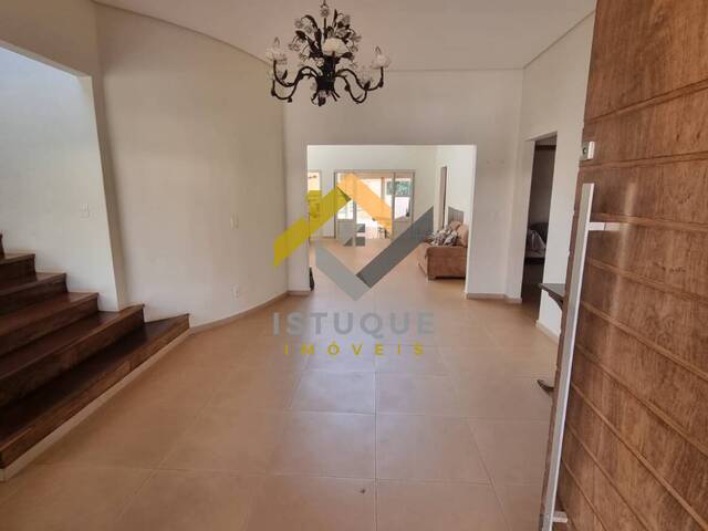 #142 - Casa para Venda em Adolfo - SP