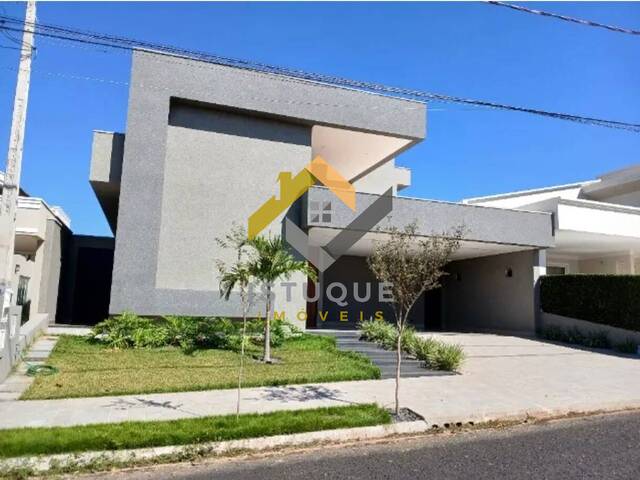 #211 - Casa para Venda em São José do Rio Preto - SP - 1