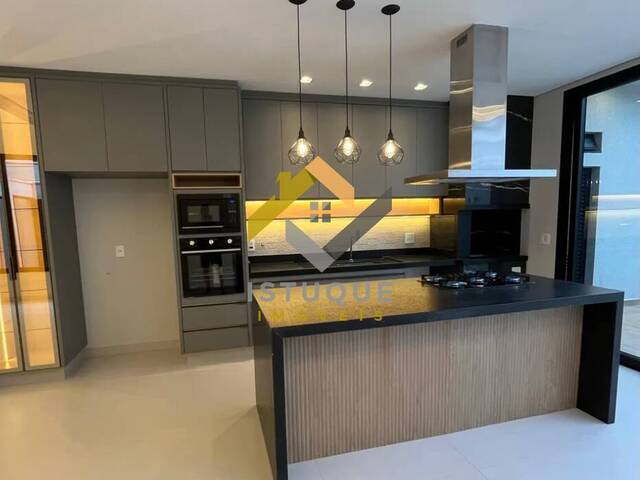 #213 - Casa para Venda em São José do Rio Preto - SP - 2